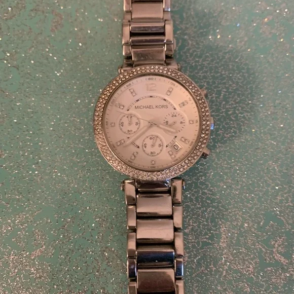 Michael Kors women watch - Picture 13 of 13